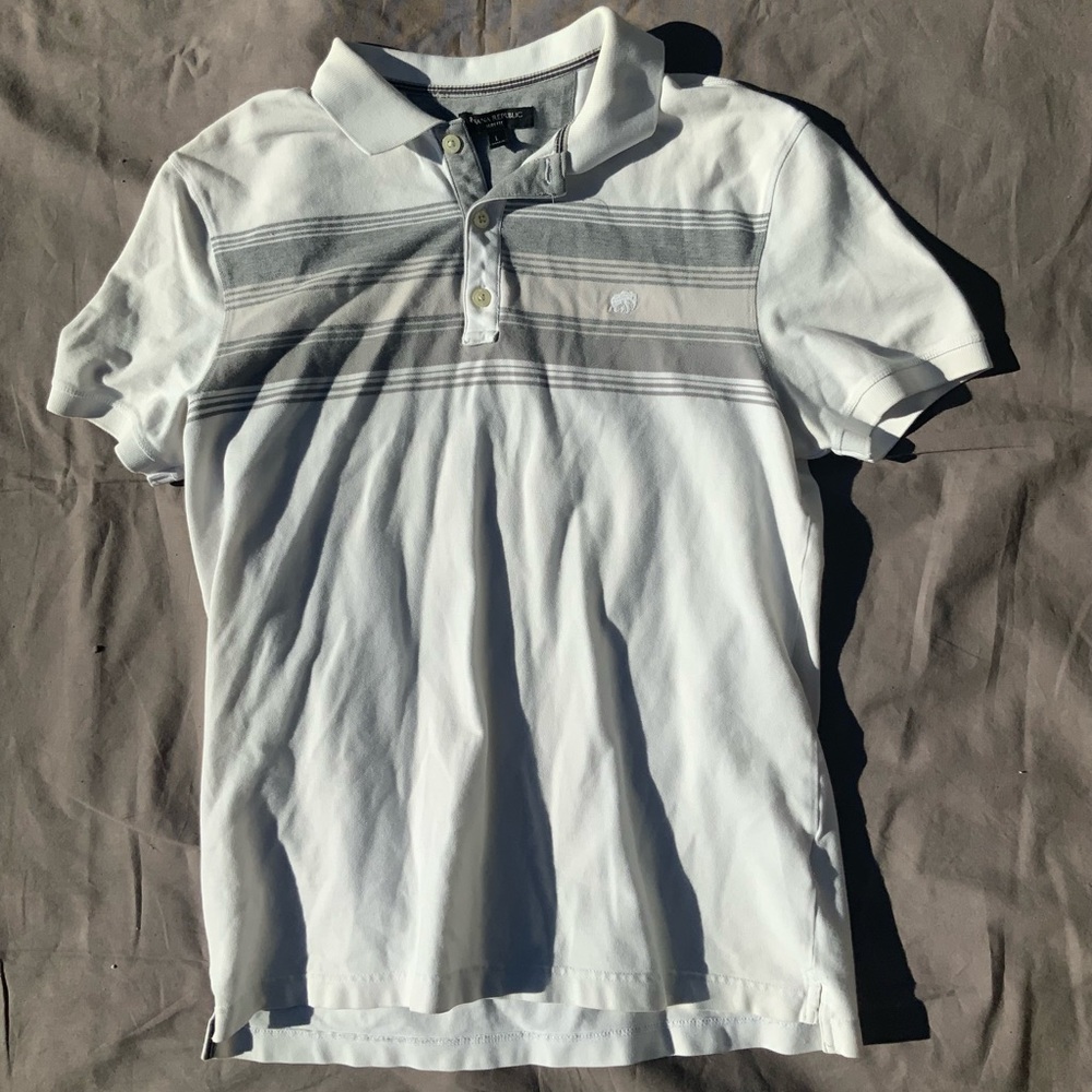 Banana republic polo🌸$3 With Purchase